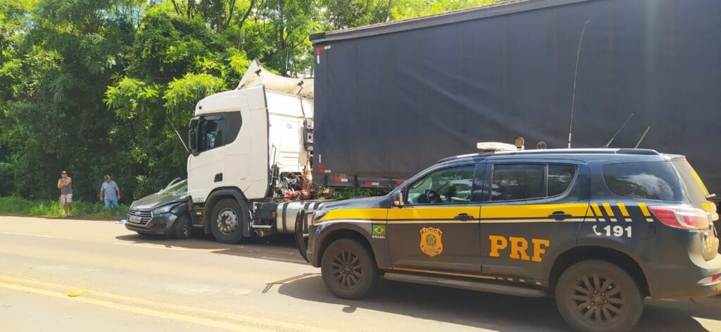 470195790_566622876233985_8022266908191747499_n-1024x472 Grave acidente na BR-285 deixa três mortos