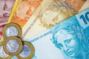 dinheiro-cedulas-moedas