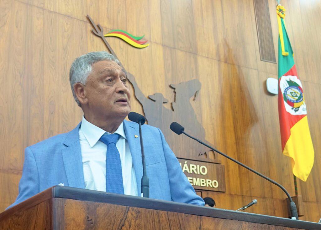 ADOLFO BRITO
