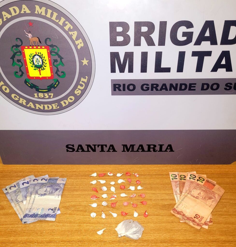 img-20250504-wa04745819173048115101499-977x1024 Adolescente é apreendida por tráfico de drogas em Santa Maria