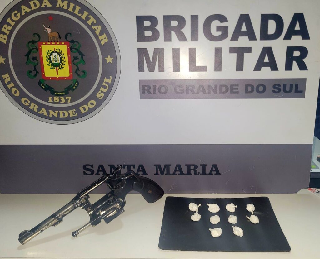 img-20250516-wa04092404242997195226892-1024x831 Brigada Militar prende homem com arma e cocaína durante patrulhamento em Santa Maria.