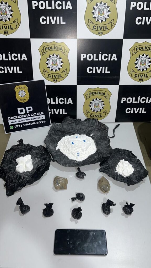 img-20250519-wa03831537408123055513850-576x1024 Mulher é presa por tráfico de drogas no Bairro Santa Helena em Cachoeira do Sul