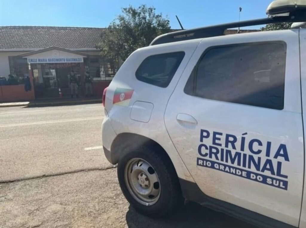 fb_img_17519905526974211176949853143445-1024x763 Ataque em escola do RS termina com uma criança morta e outras duas feridas.