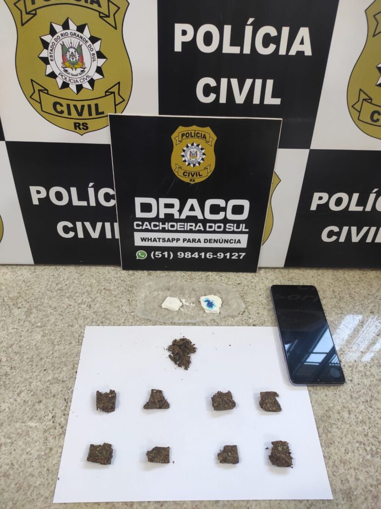 img-20250811-wa02396487147181613239918-766x1024 Mulher é presa por tráfico de drogas no bairro Medianeira, em Cachoeira do Sul